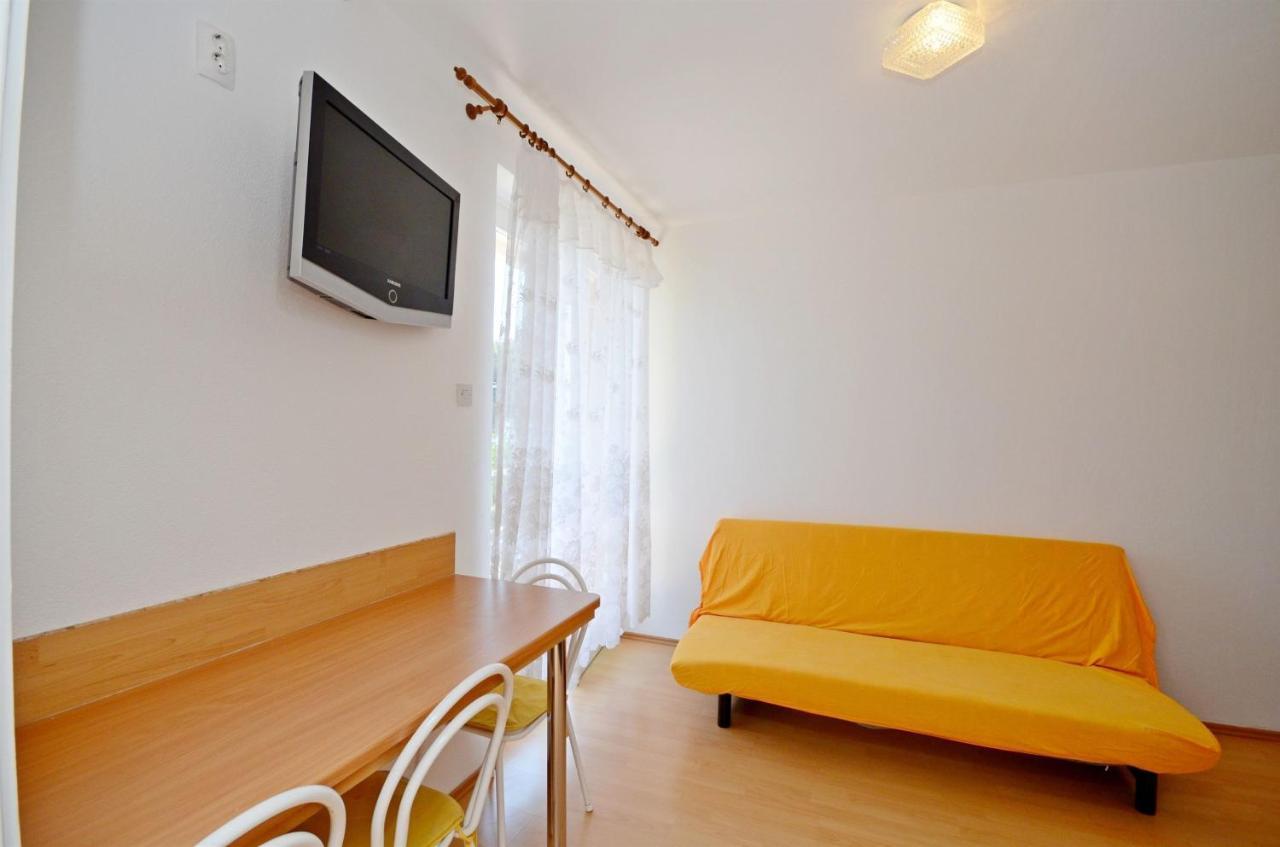Apartments Josko Gradac  Buitenkant foto