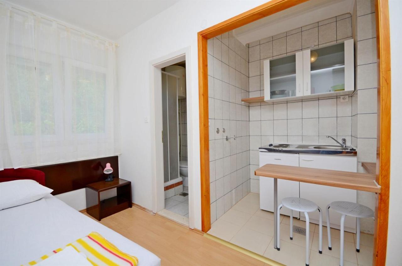 Apartments Josko Gradac  Buitenkant foto