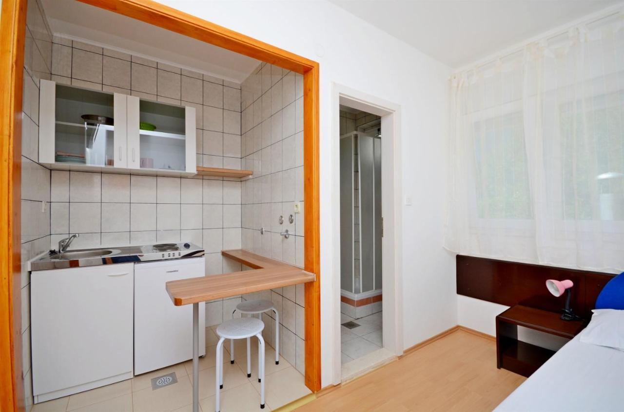 Apartments Josko Gradac  Buitenkant foto